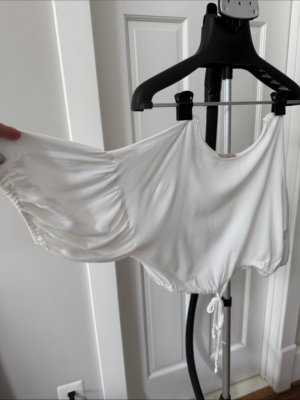 Ces Femme White Cropped Tie-Hem Puff Sleeve Top